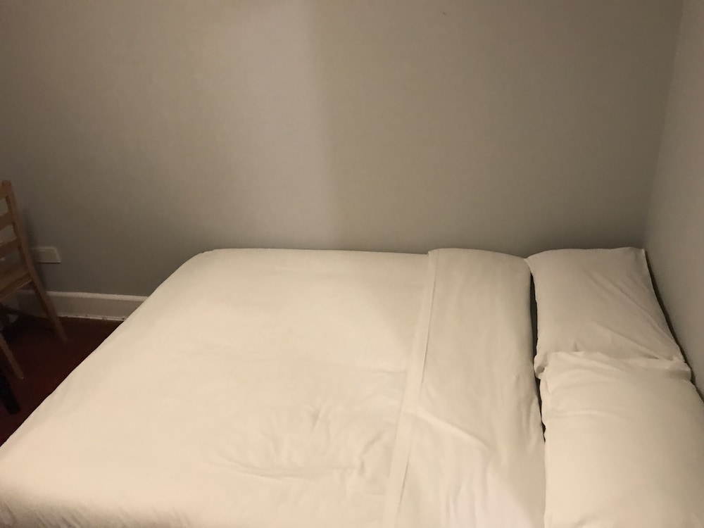 Rooms at 5 Hammersmith Road - Hostel