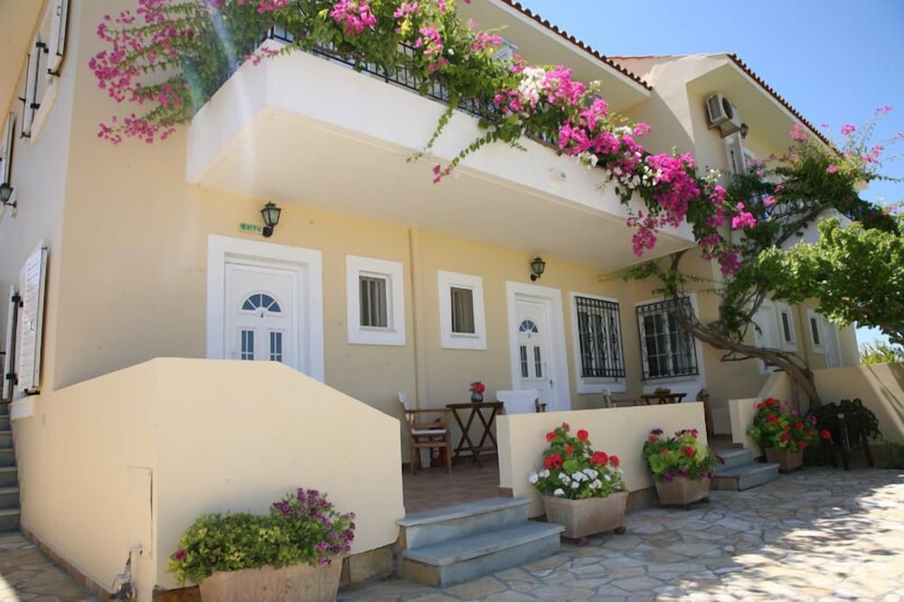 Villa Carina