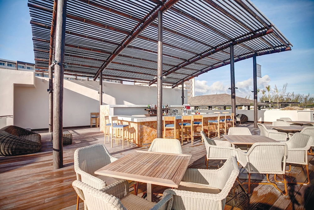 Jamaica Vacations - Royalton Blue Waters Montego Bay, An Autograph Collection All Inclusive Resort - Property Image 148