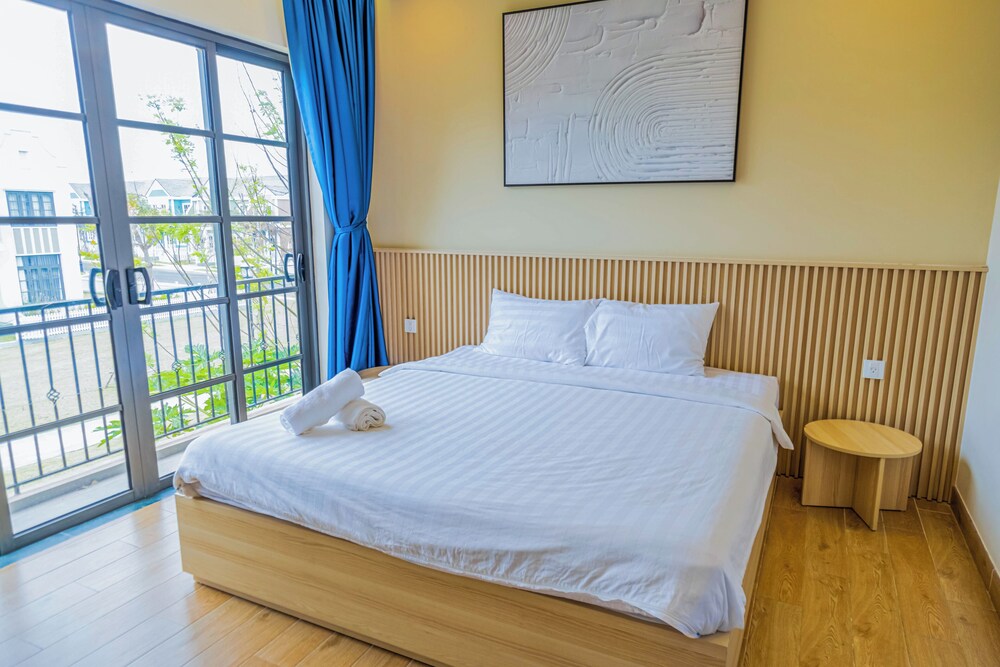Luxury 3 br La Fleur Villa-Novaworld PT