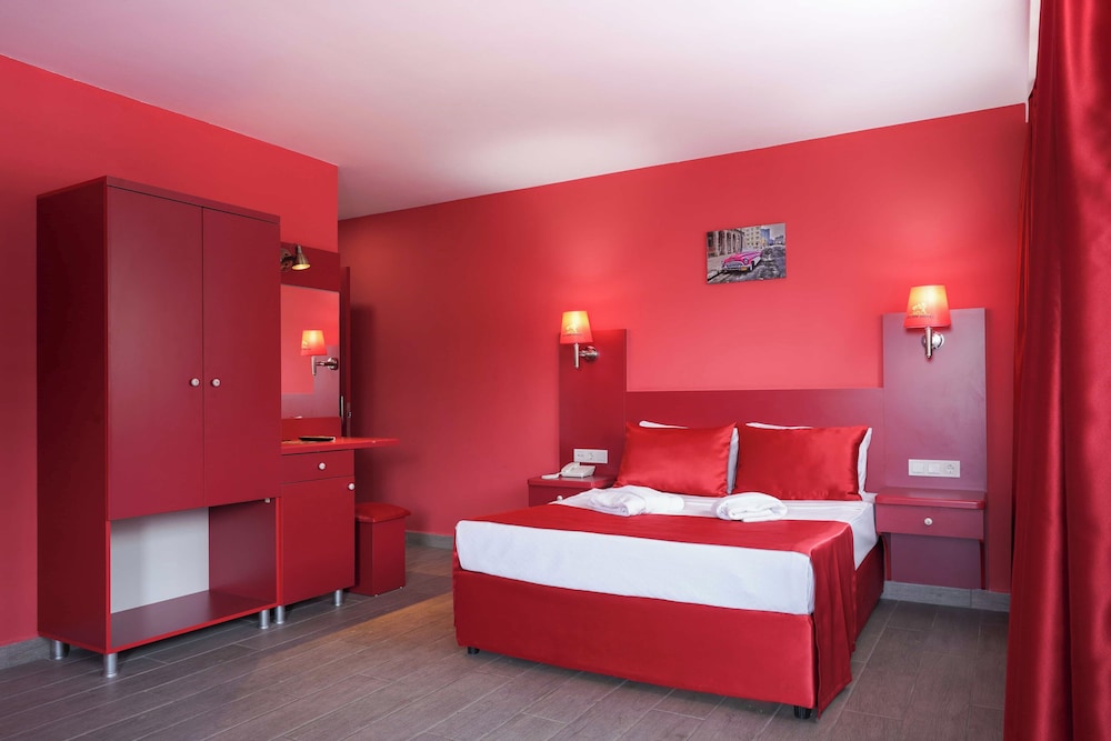 Avlion Hotel - Image 17