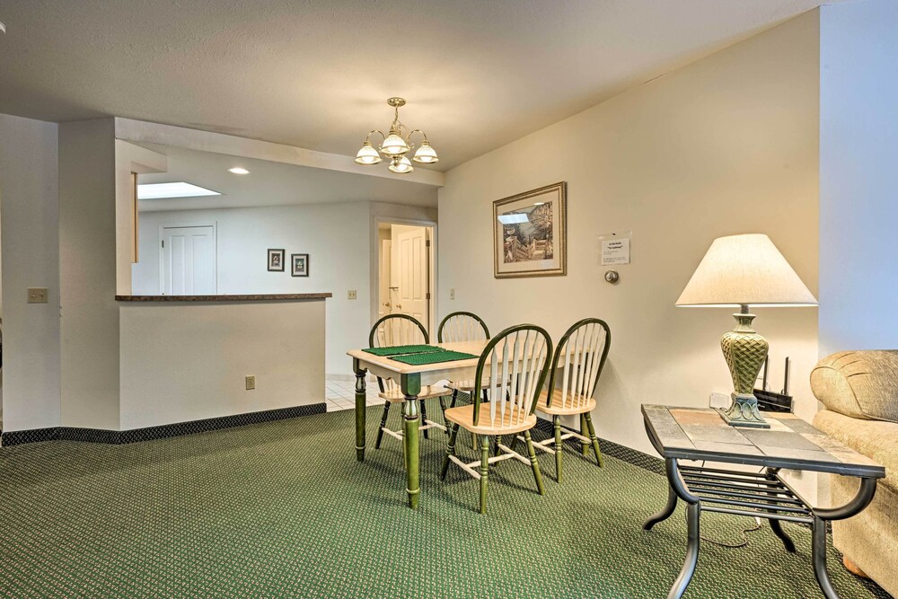 Pigeon Vacation Rental w/ Community Hot Tub! view 5