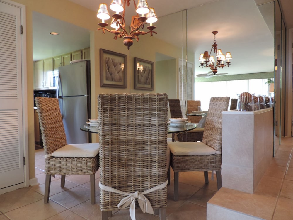Polo Beach Club Vacation Rentals - APlus Resorts