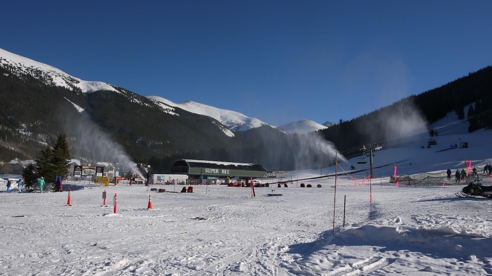 SkyRun - Vacation Condos in Copper Mountain Resort CO