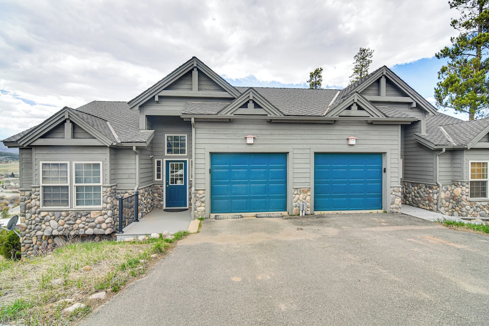 Spacious Fraser Duplex w/ Fireplace & Scenic Views