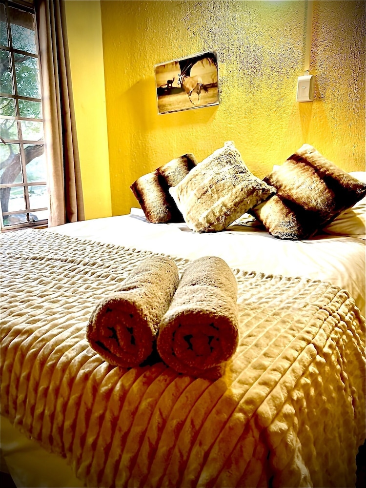 Manzini Swazi King Chalets