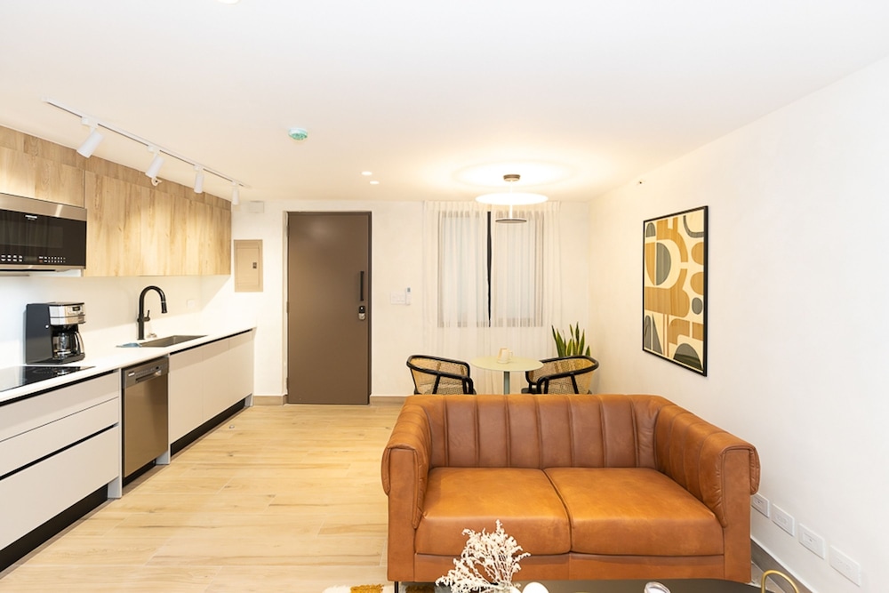 The York by Acomodo Casco Viejo Best Location
