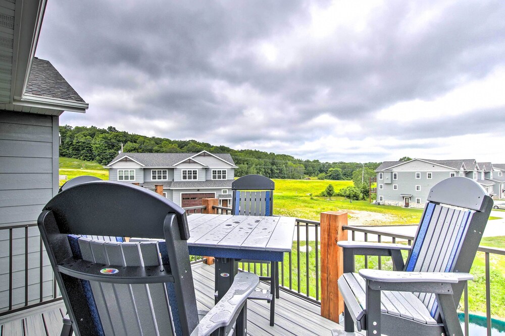 Chic Plymouth Townhome < 1 Mi to Road America view 5