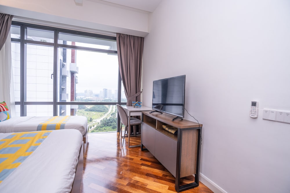 OYO Home 89724 Amazing 2br Grand Medini photo 8