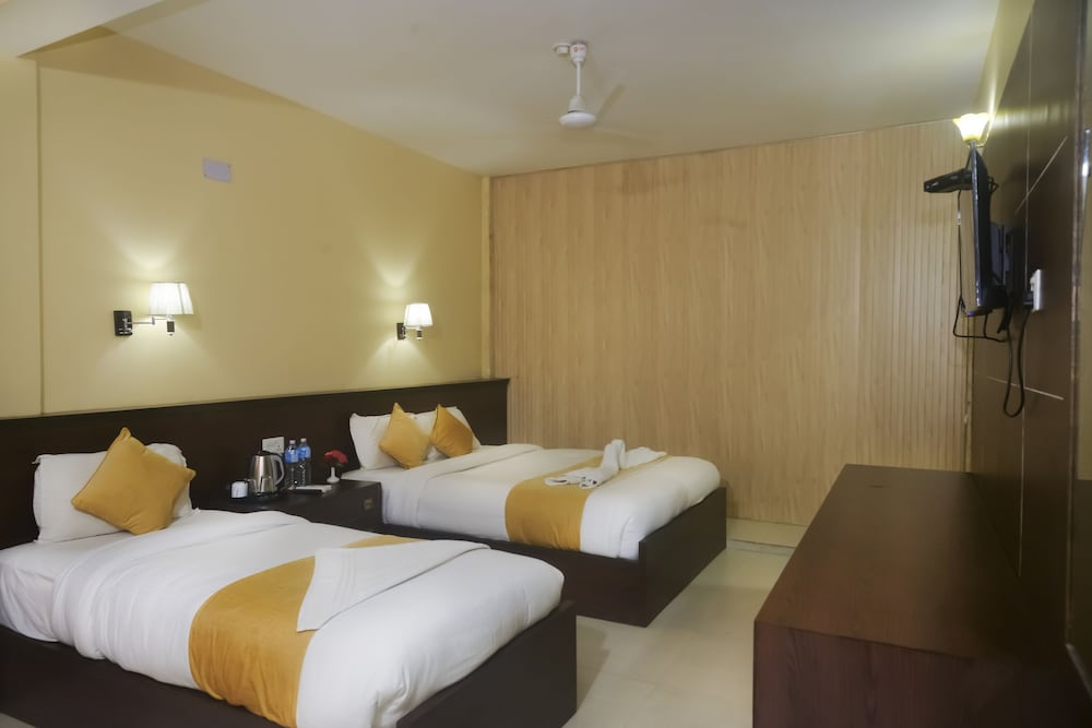 Hotel Rainforest