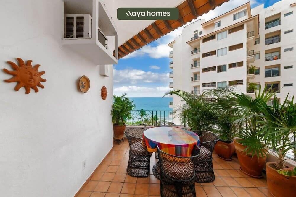 Ocean View 2Br Condo-balcony-beach-pool - 902