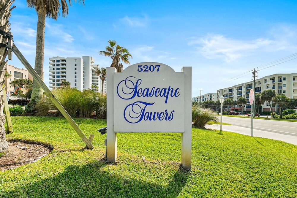 Oceanview 3 Bedroom Condo New Smyrna Beach FL view 5