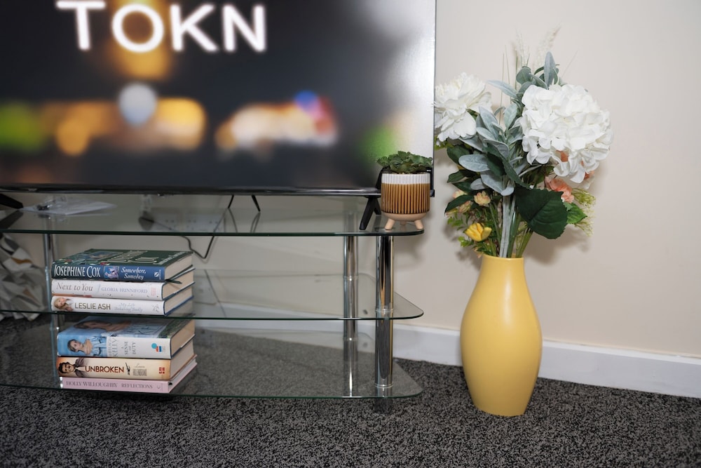 City Centre Location-family Friendly-free Parking