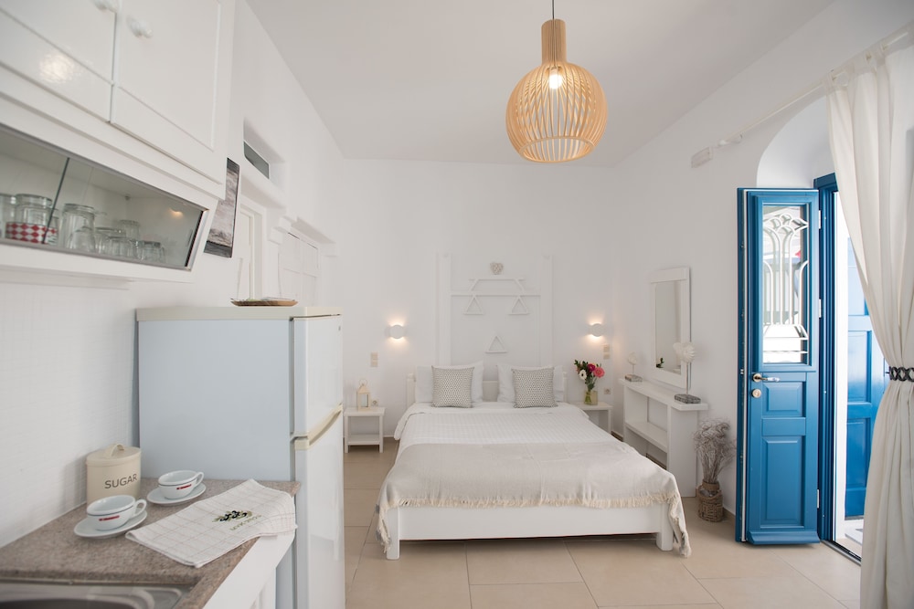 Eleanna's Mykonos view 4