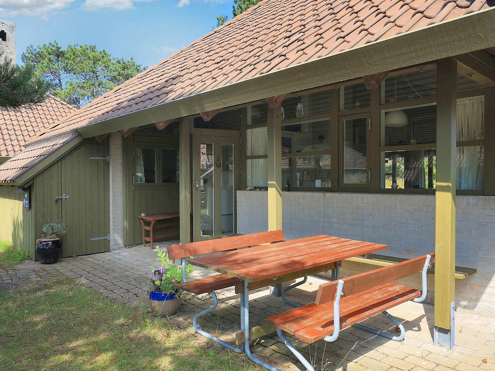 6 Person Holiday Home on a Holiday Park in Karrebaeksminde
