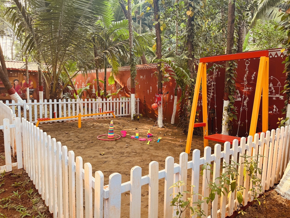 Ishaan Holiday Resort