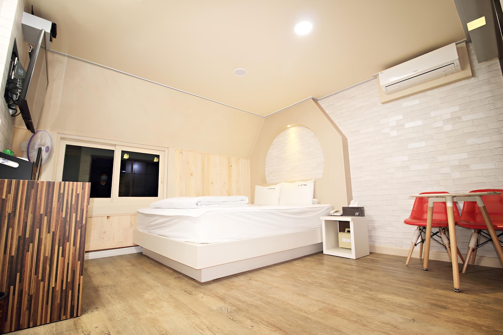 9st Traveltel