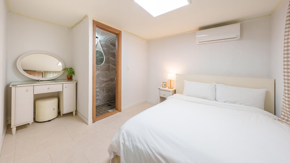 Yeosu Porrr Ocean View Pension