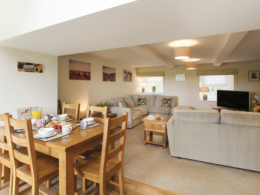 Garden Cottage - Rhoscolyn view 2