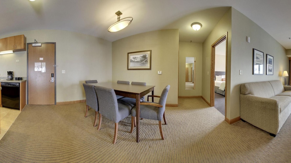 King's Pointe Waterpark Resort - Property Image 37