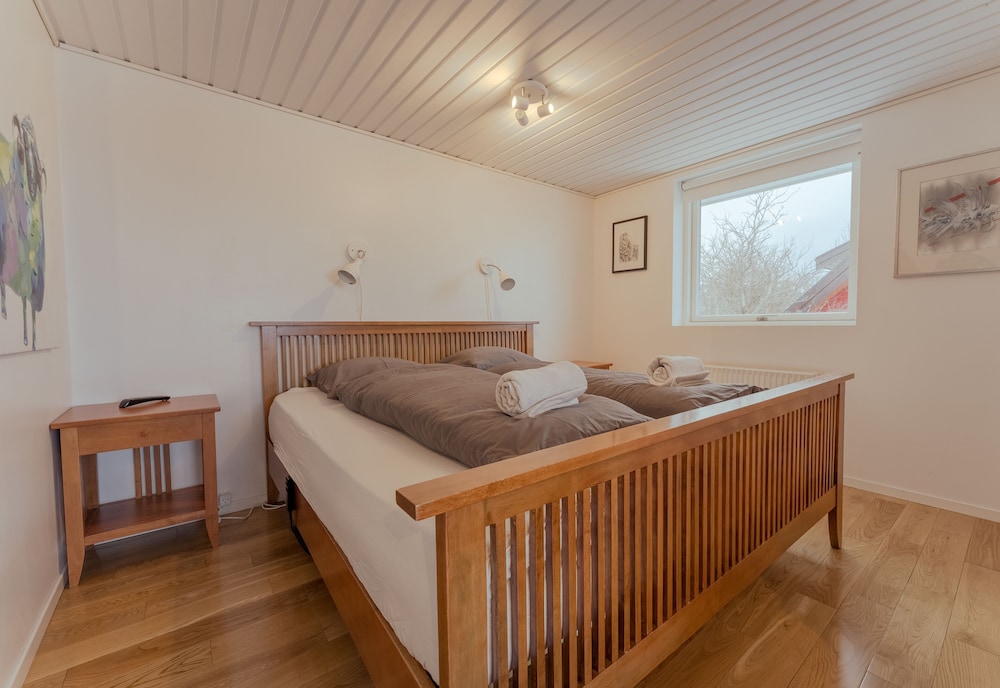 Spacious | 3 Br House | Nature view 2