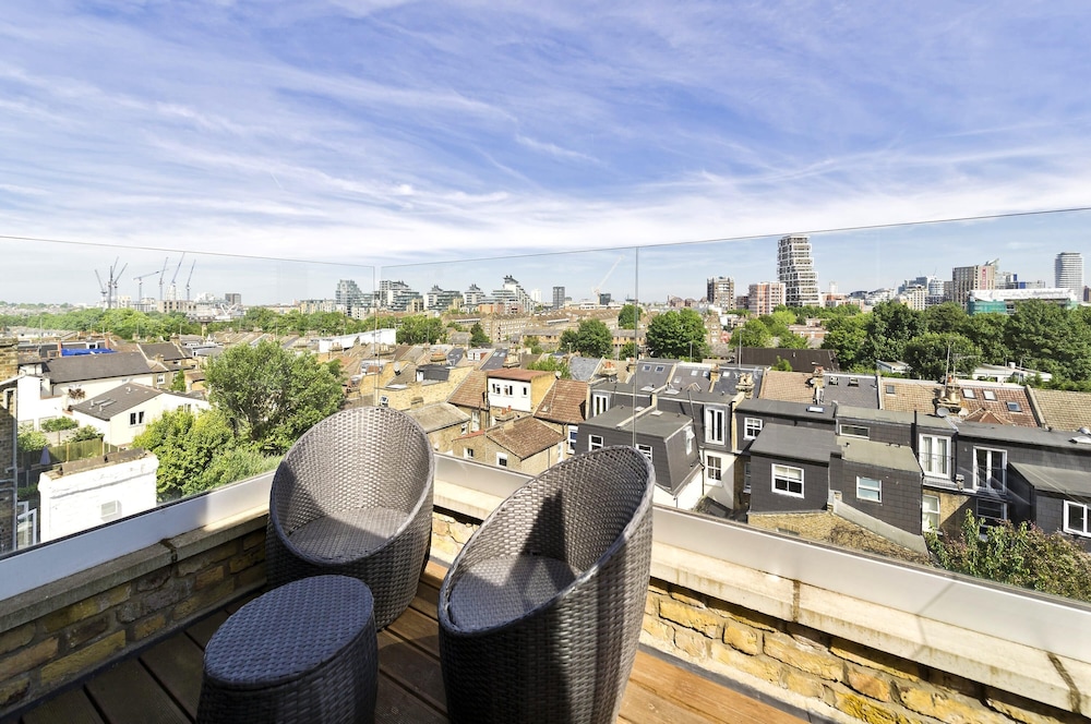 outdoor bbq area