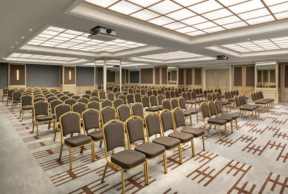 Barcelo İstanbul - Image 49