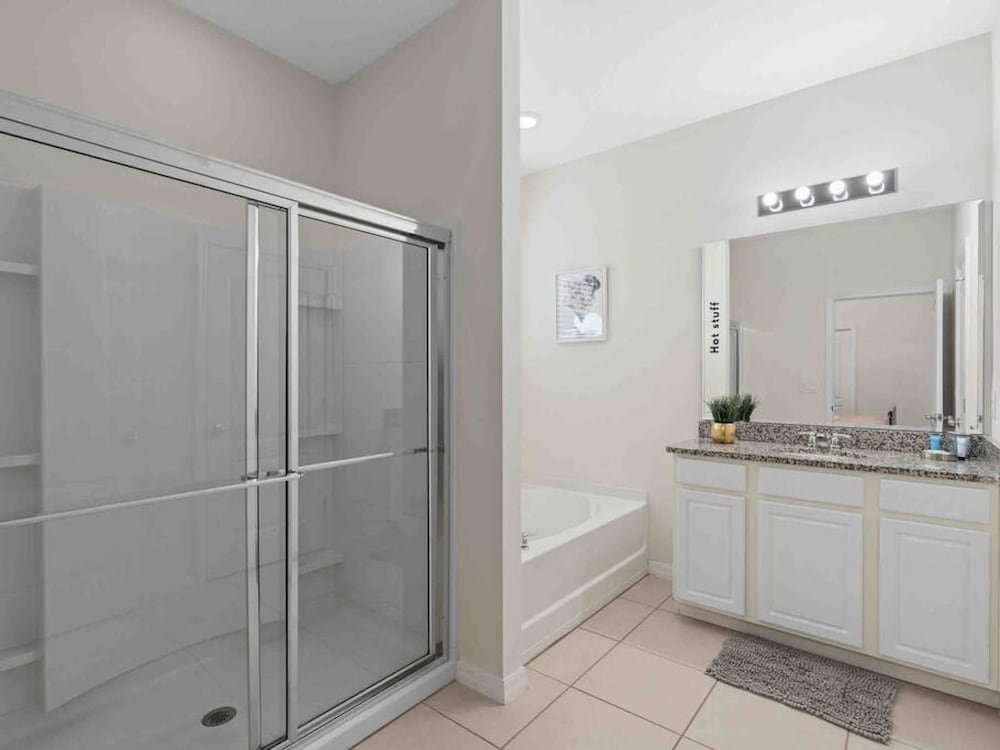 Super Comfy- 7BD 5 5BA Sleep s 22 w Amenities