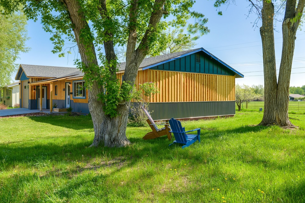 Family-friendly Lander Home Rental: Yard, Patio! - Property Image 2