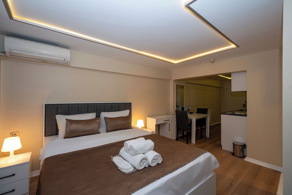 Aiza Suites - Image 14