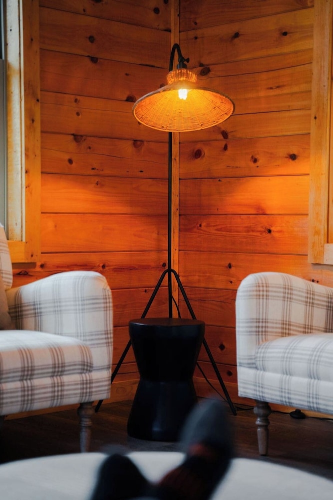 Memories at Hillside A Modern Cabin Hocking Hills