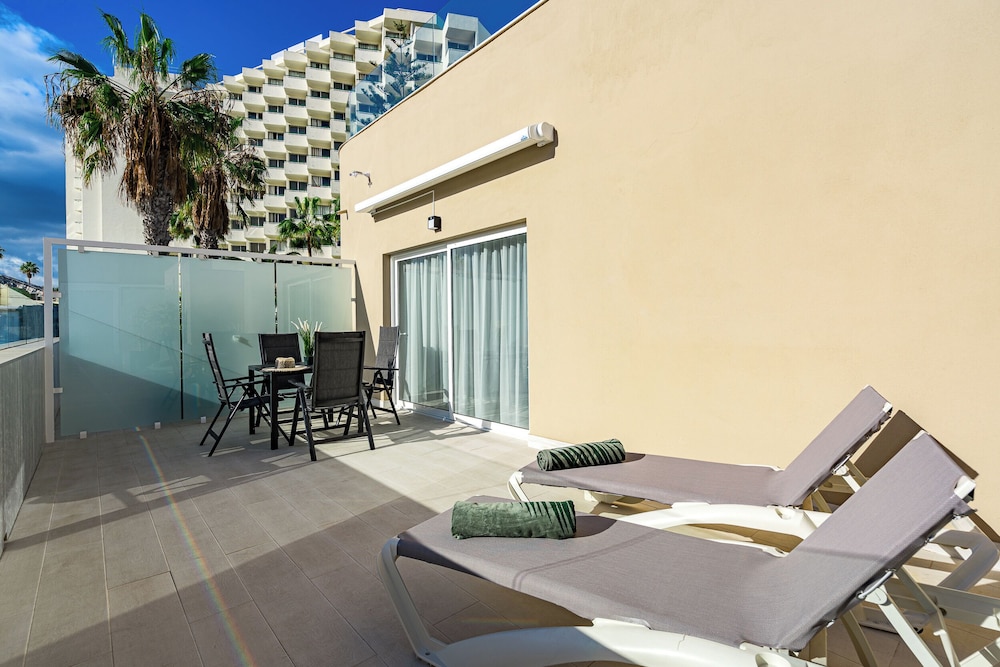 BAL Apartments - Adults Only