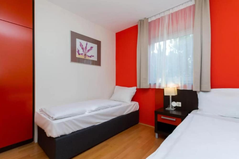 Marina Portorož Family Friendly Apartment 3