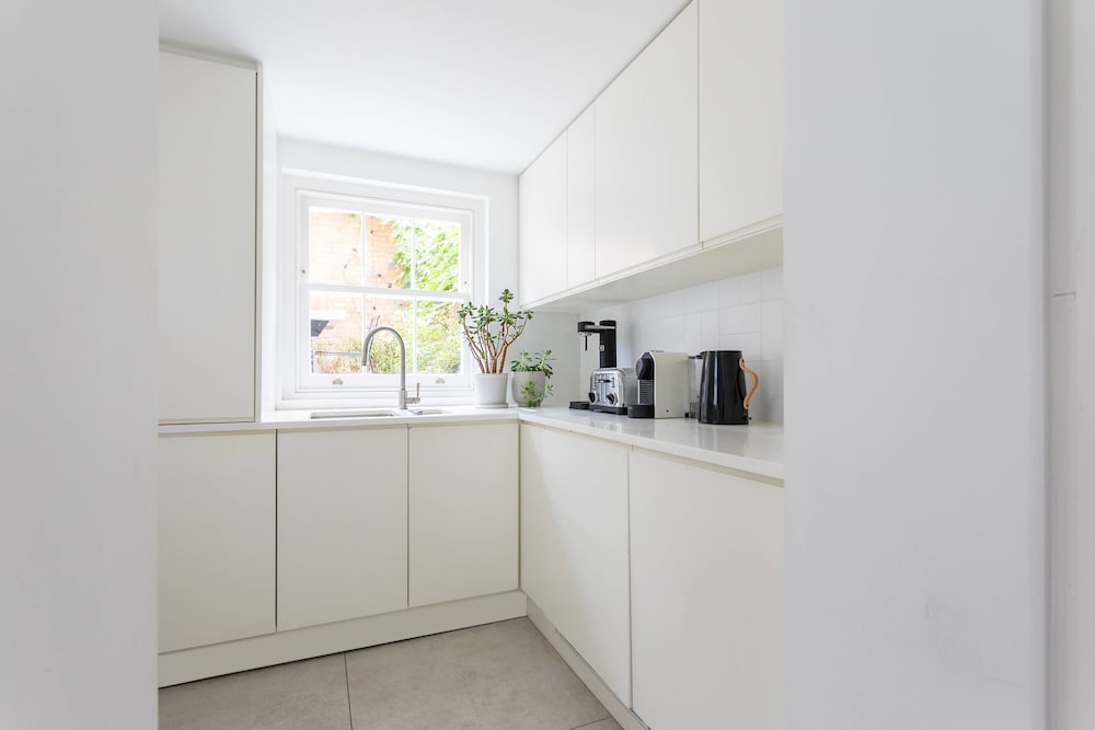 Gladstone Street by Onefinestay