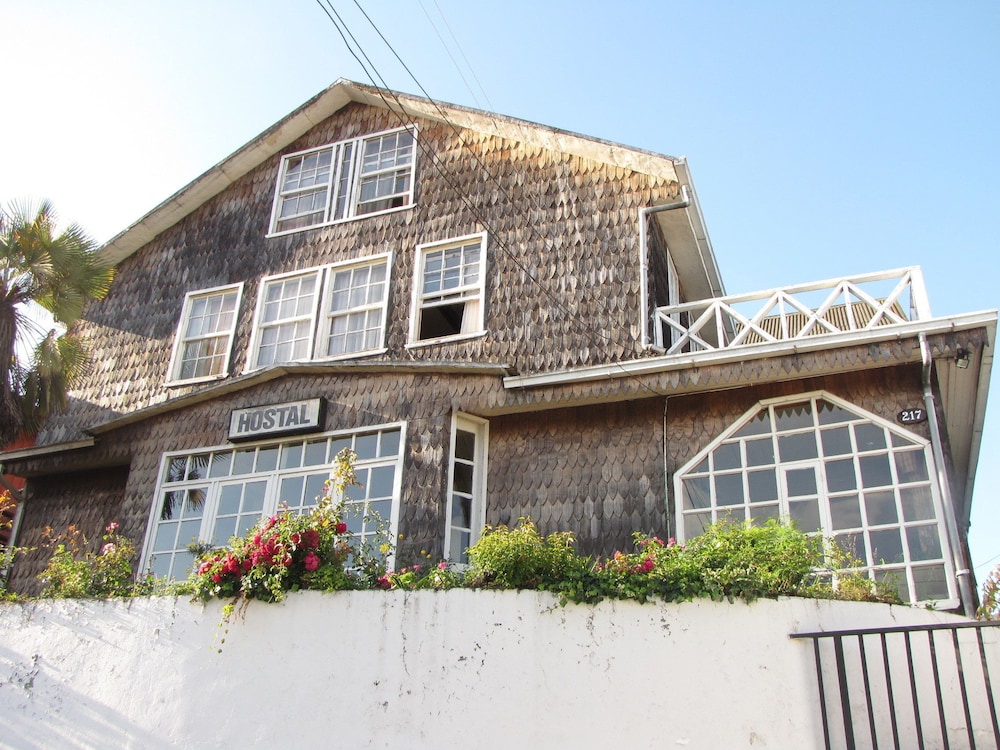 Hotel Casa Kolping Chiloe - Image 1