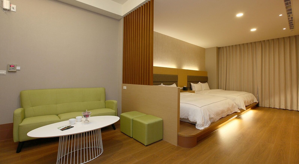 Ting-Feng B&B