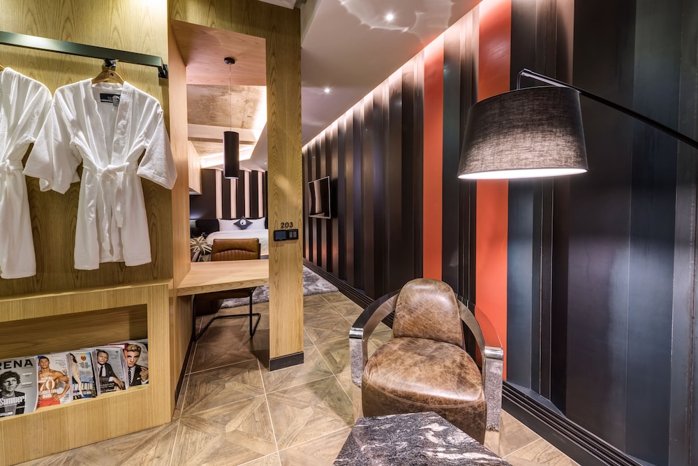 Hotel The Designers Kondae 43