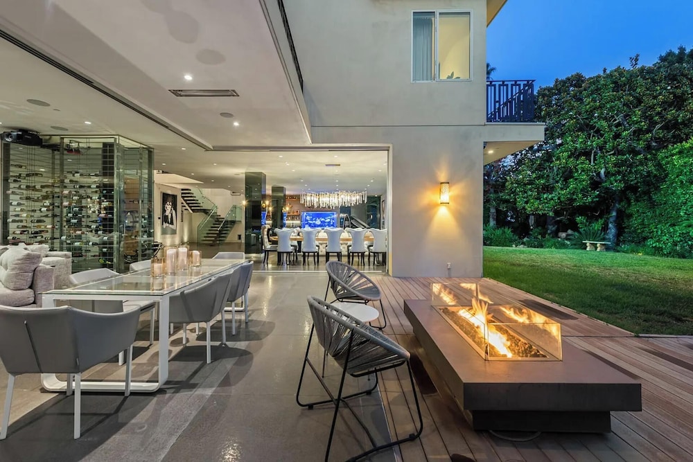 Alta Royale - Exquisite Designer Retreat Near Soho House & Rodeo Drive