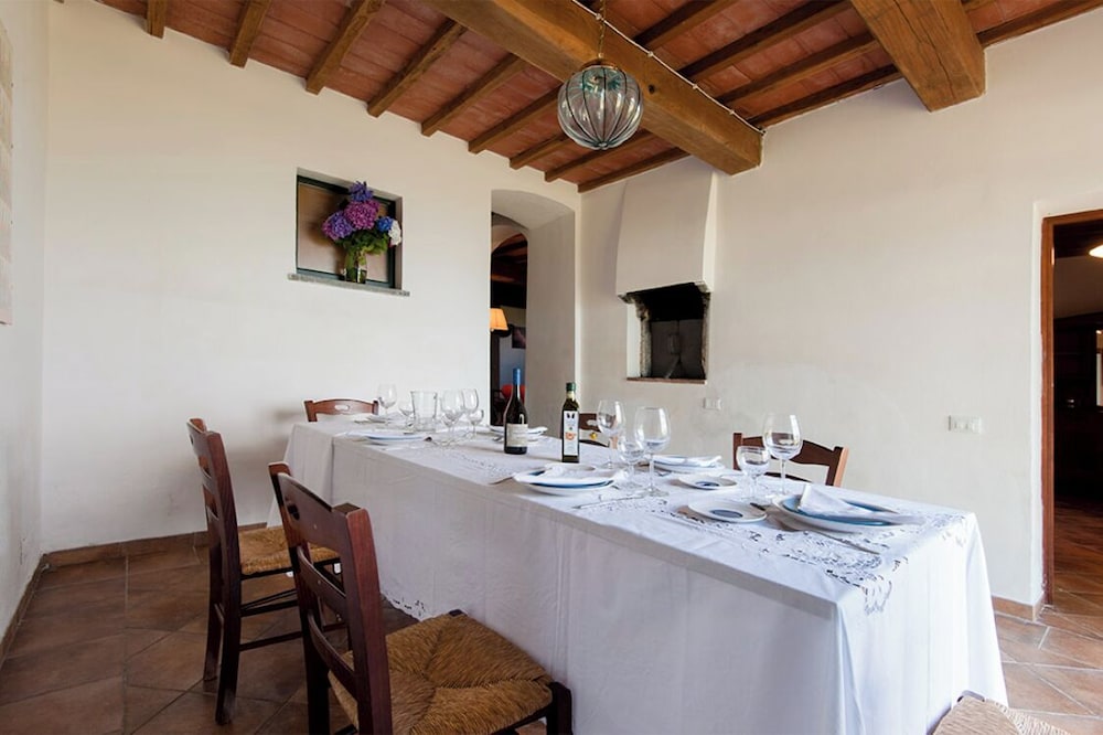 Fattoria Javello Agriturismo La Casaccia