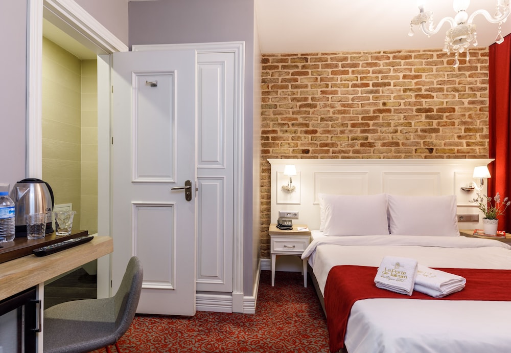 La Porte de Taksim - Image 12