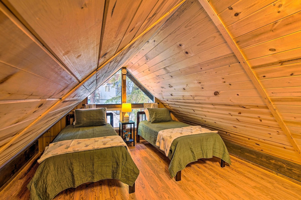 Miscellaneous Market Vacations - Remote Escape: Peaceful Cabin Near Naches River - Property Image 5