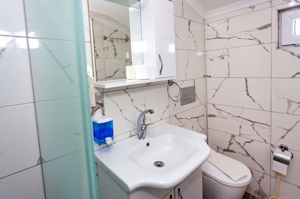 London Otel - Image 38