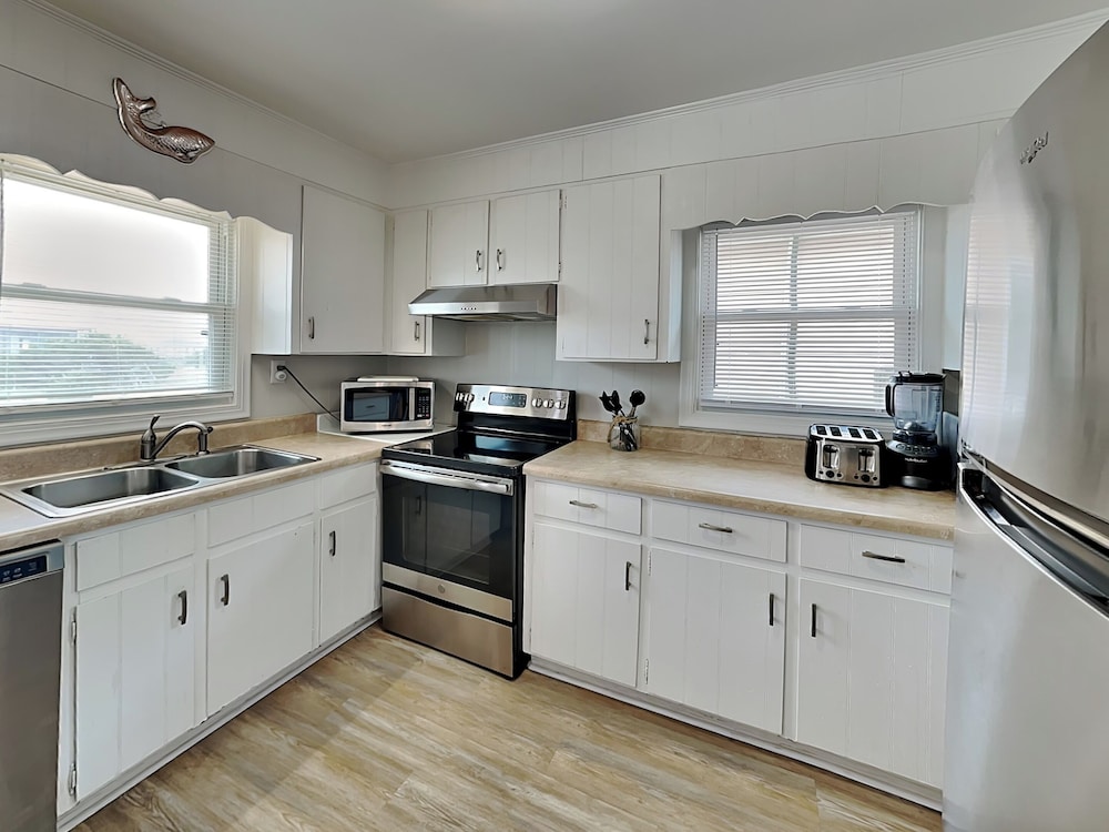 You-N-Sea by Topsail Realty