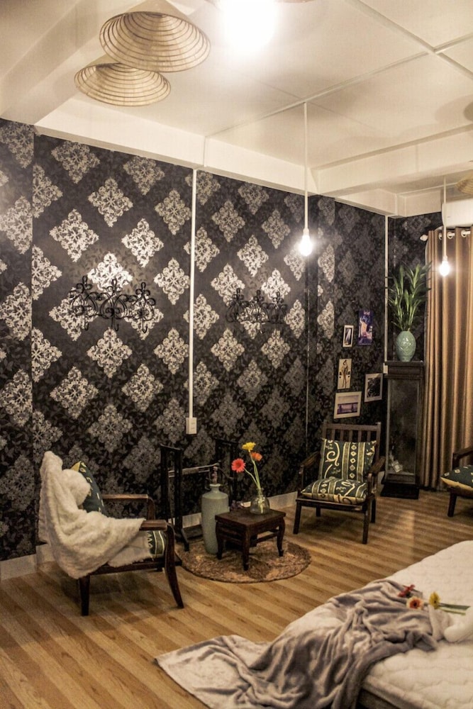 Nha Saigon
