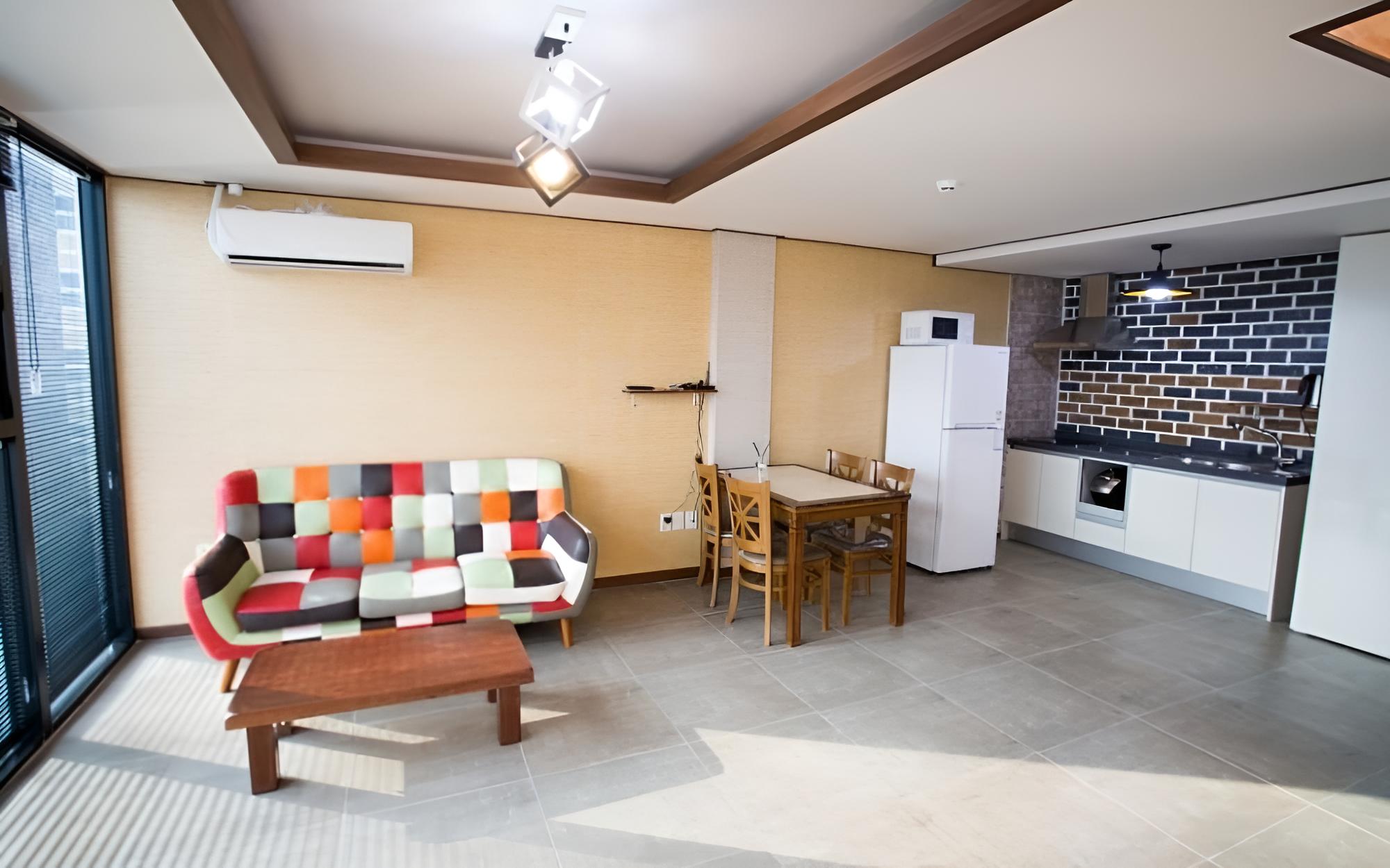 Yeongdeok Bapoom Hill Pension