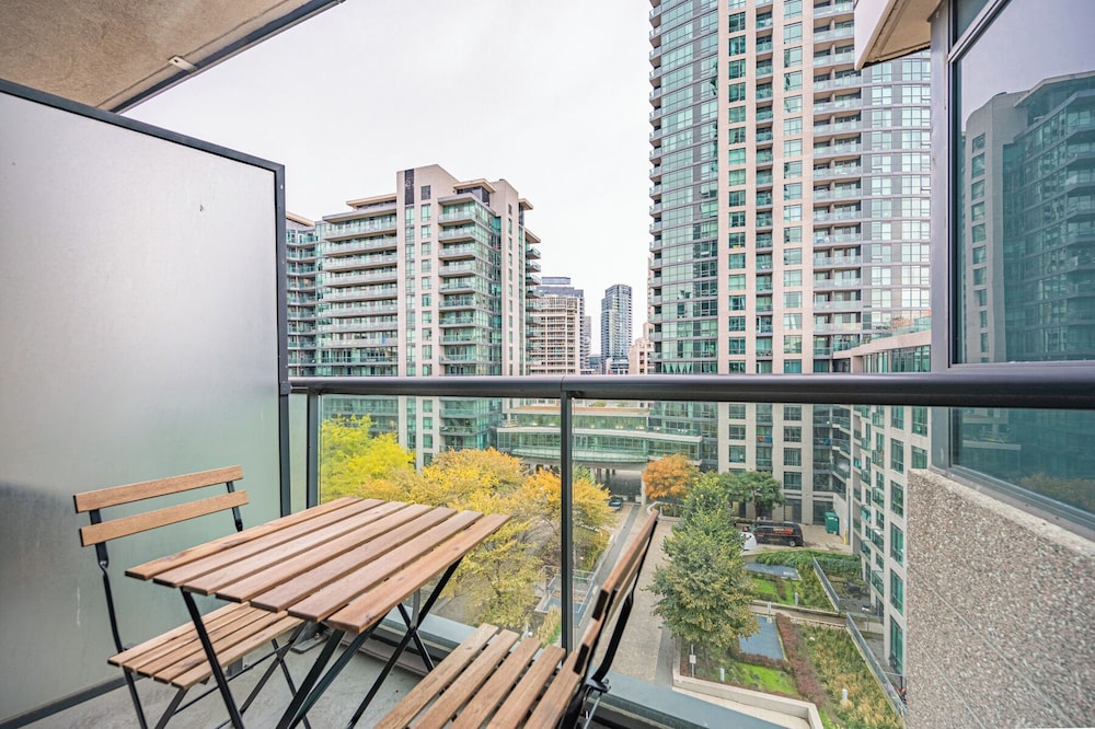 Fort York Suite