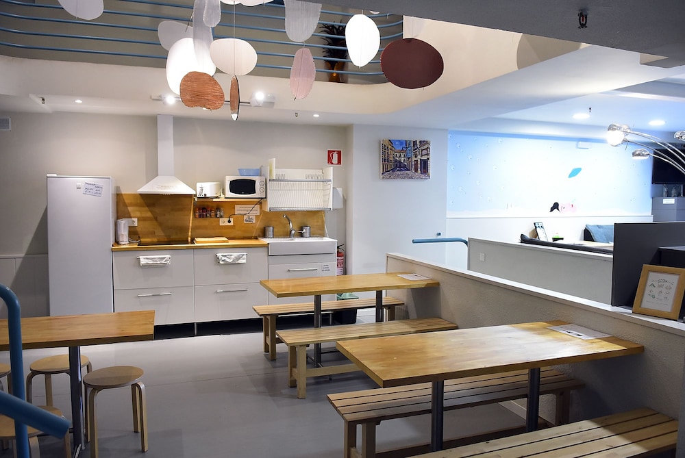 Albergue Plaza Catedral - Hostel photo 3