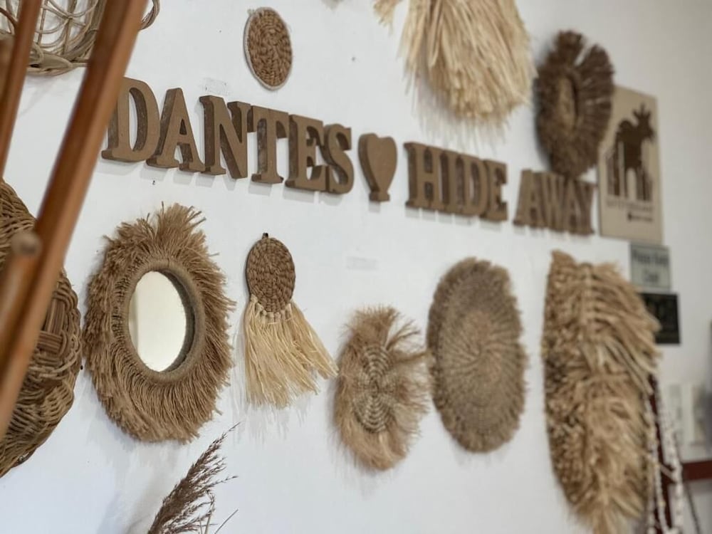Dantes Hideaway