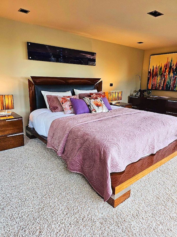 Exclusive Entire Lodge