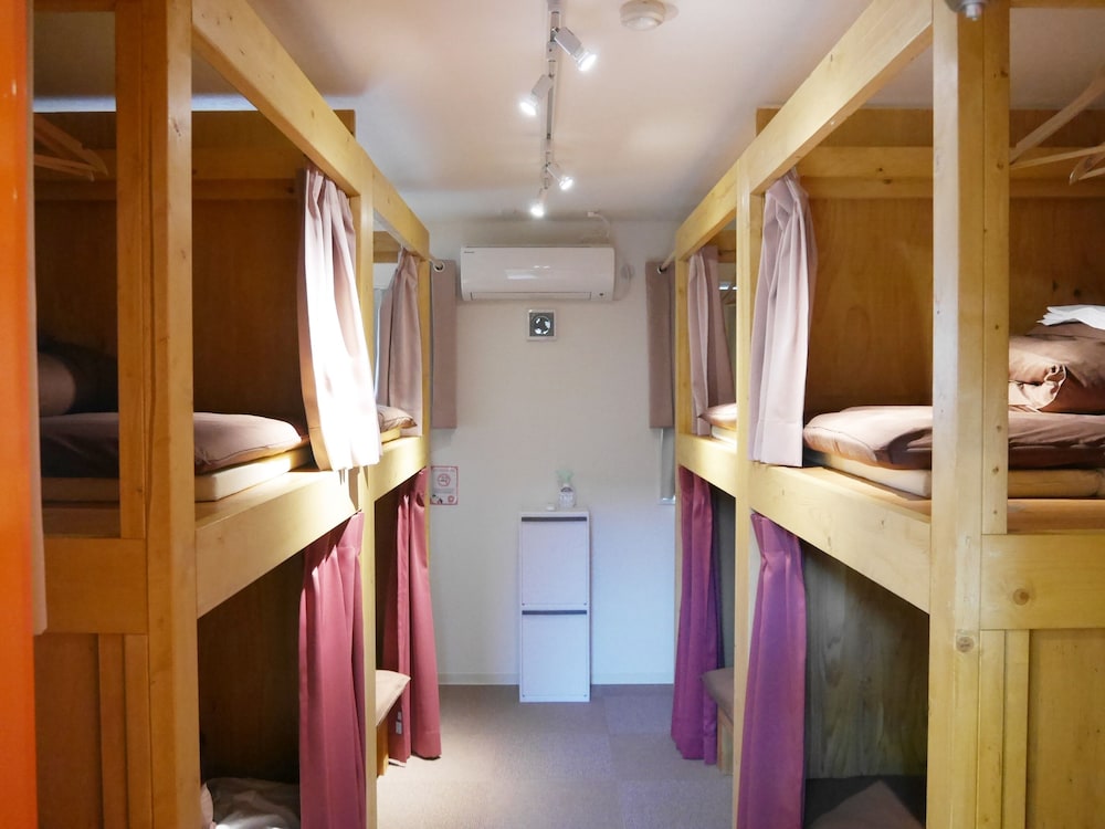 J-Hoppers Osaka Universal - Hostel